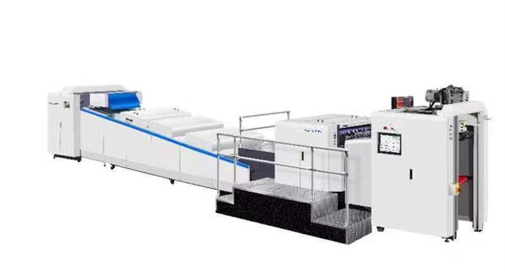 Macchina per il rivestimento del cartone con risparmio di vernice UV
